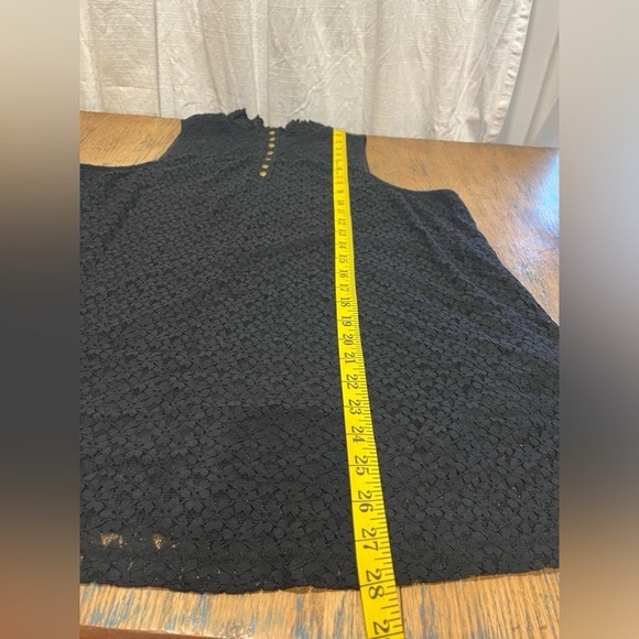 PENNINGTON sleeveless lace blouse with  high neck. Size X - Picture 5 of 7